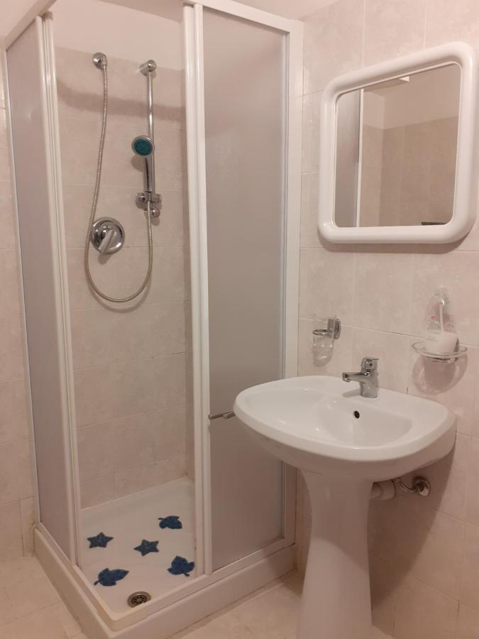 Mezzenile Casa Le Rondini 아파트 외부 사진